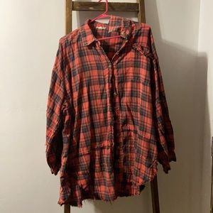 Women’s Easel brand size large oversize flannel button up shirt